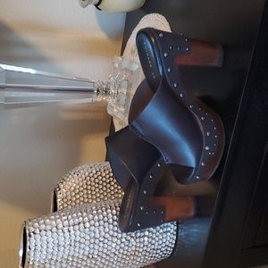 Chinese Laundry Chamomile buff tea black peep toe heels with rivets